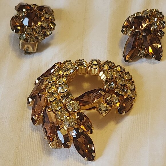 Vintage Jewelry Ladies Set Continental Amber Oval & Clear stones  , clip-on ear - Picture 2 of 4